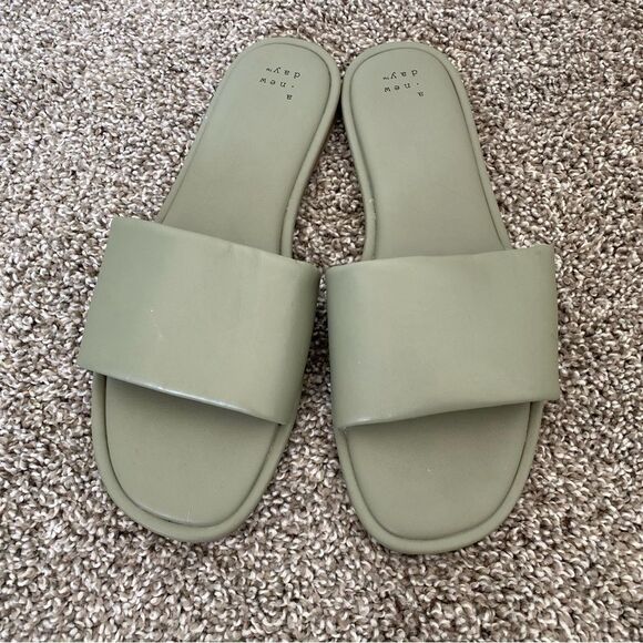 A NEW DAY | SLIDE SANDAL - Picture 1 of 6